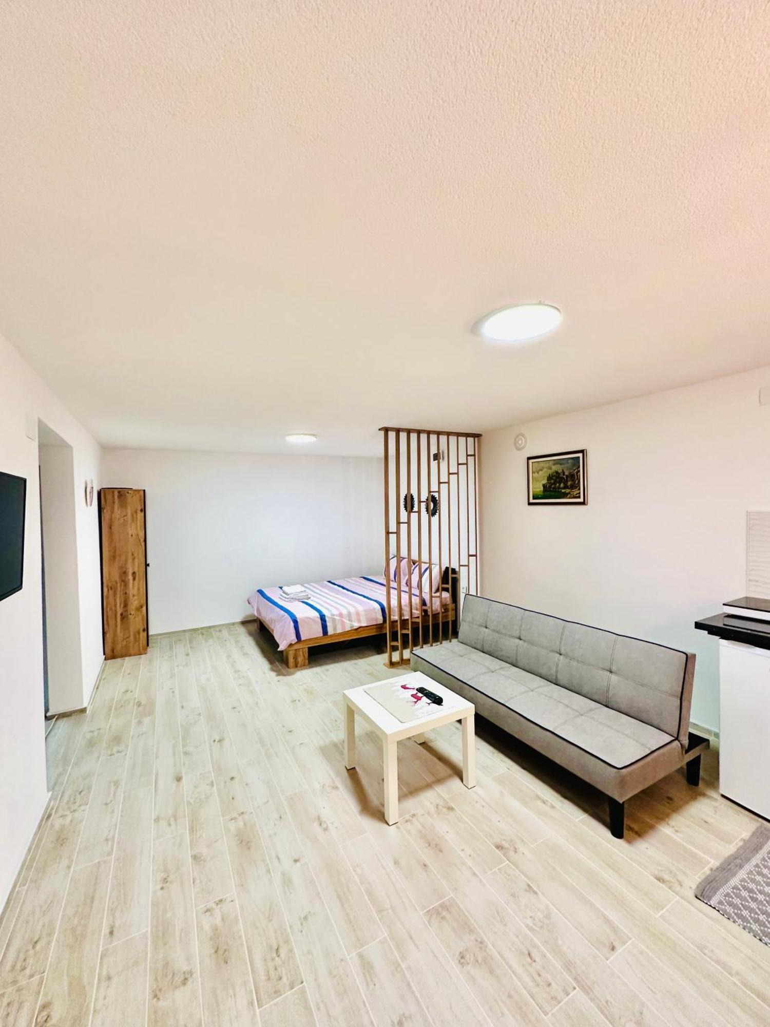 Luka Apartment In The Center Of Ohrid Ngoại thất bức ảnh